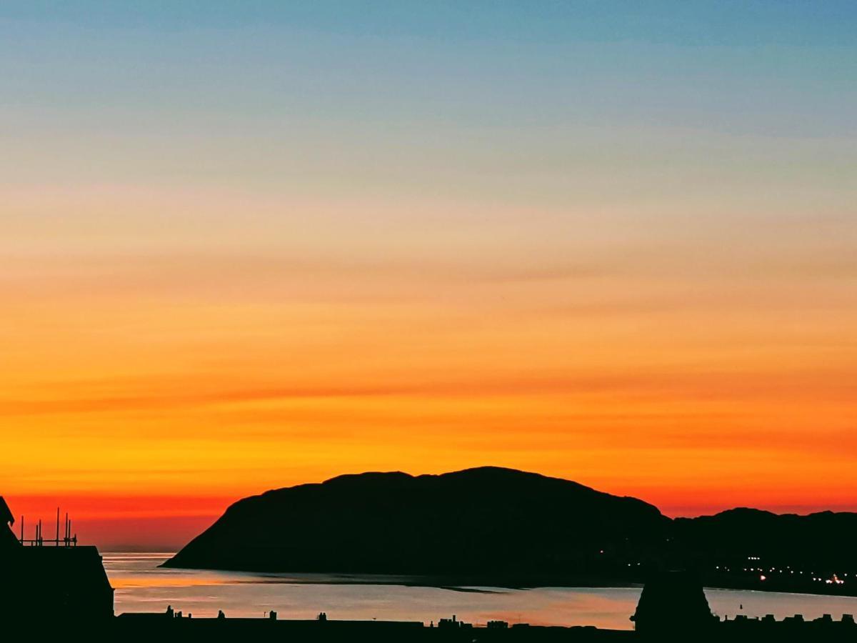 Bron Orme Private Hotel Llandudno Esterno foto