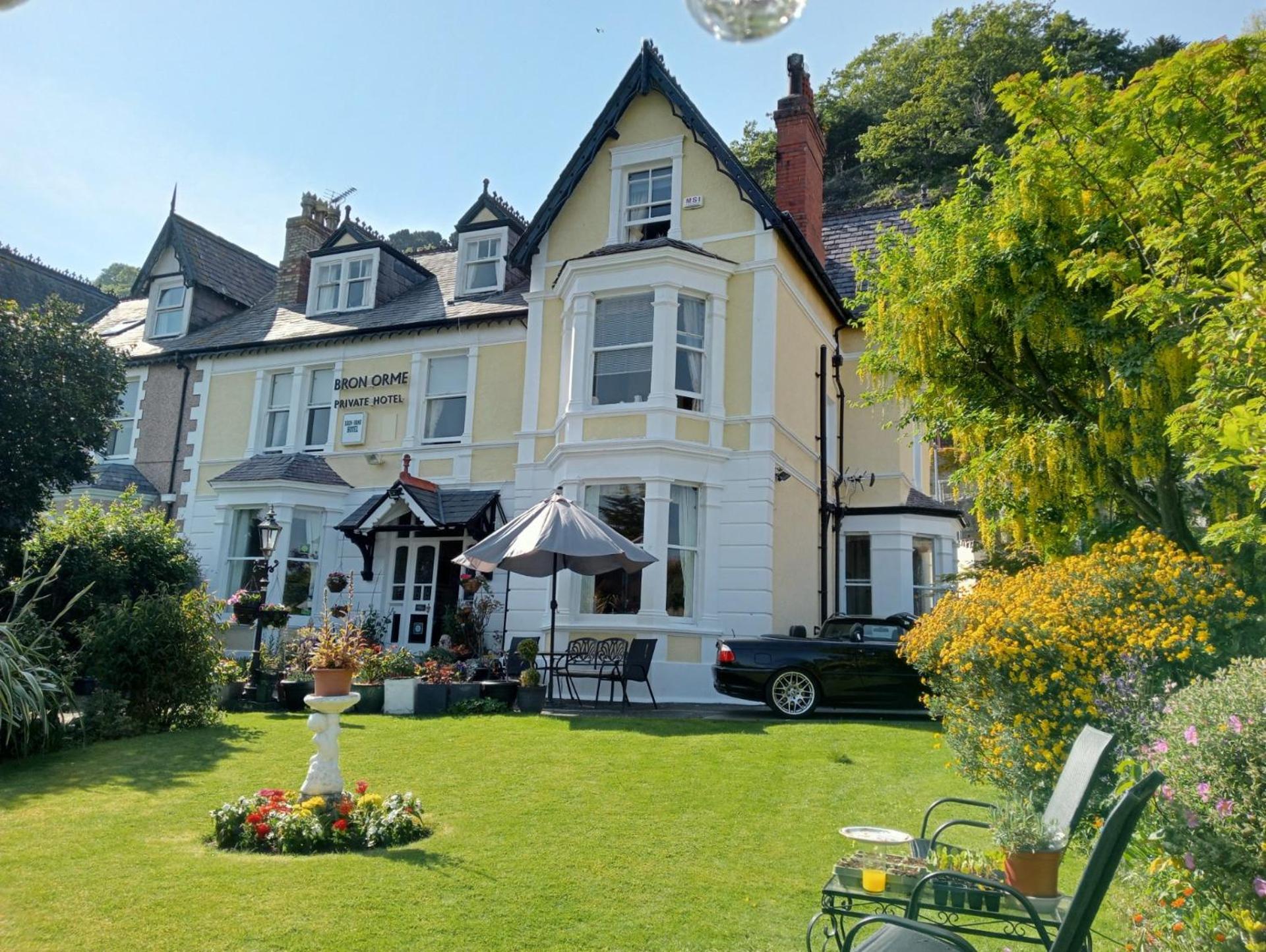 Bron Orme Private Hotel Llandudno Esterno foto