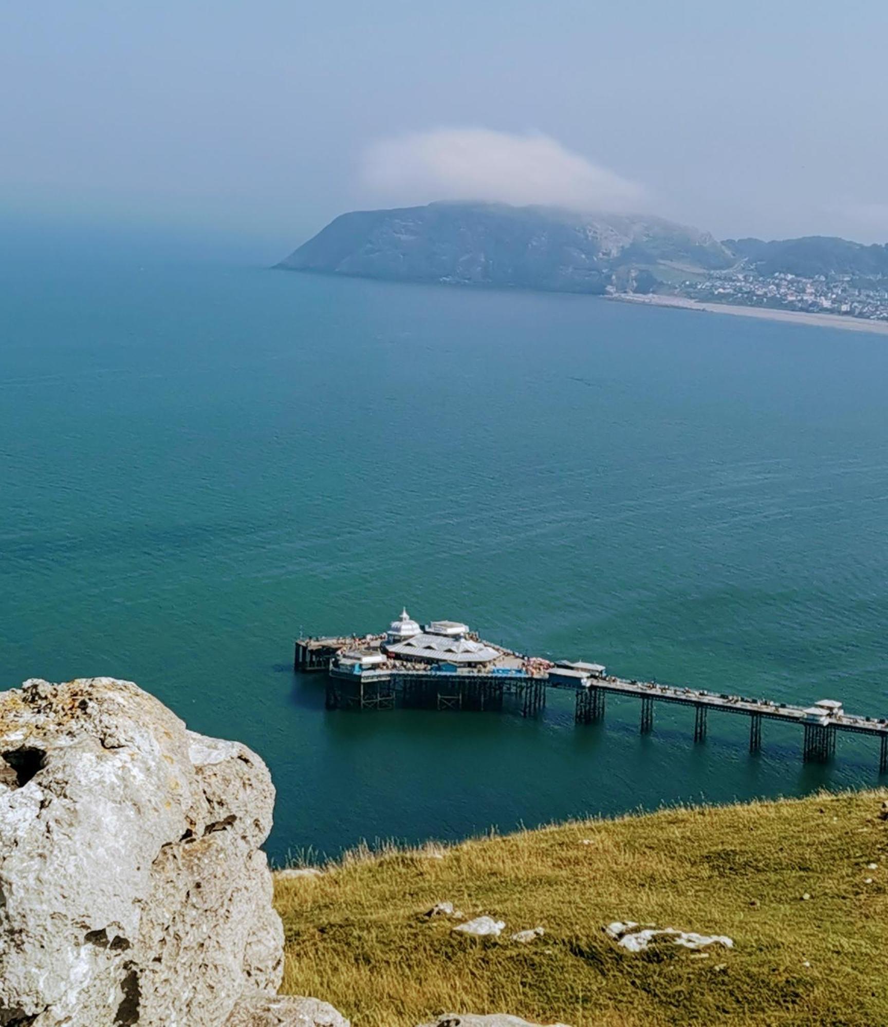 Bron Orme Private Hotel Llandudno Esterno foto