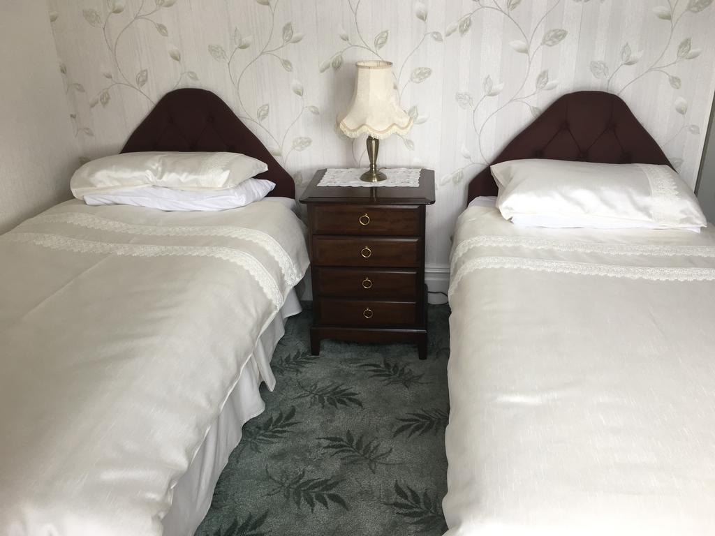 Bron Orme Private Hotel Llandudno Esterno foto