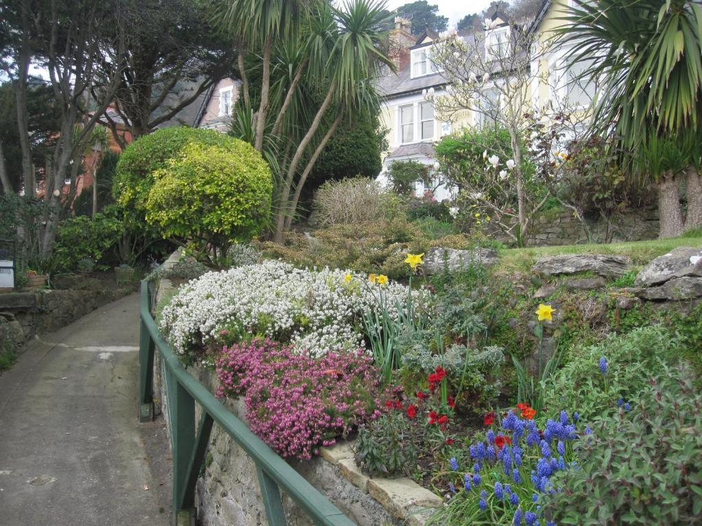 Bron Orme Private Hotel Llandudno Esterno foto